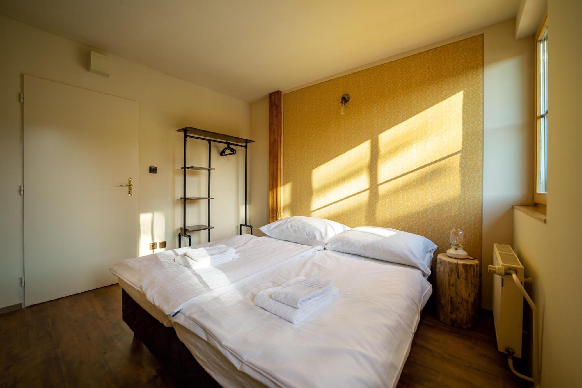 Valnovka Wellness Hotel Kamenice Oda fotoğraf